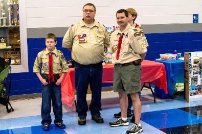 boy-scouts-recruiting-at-school